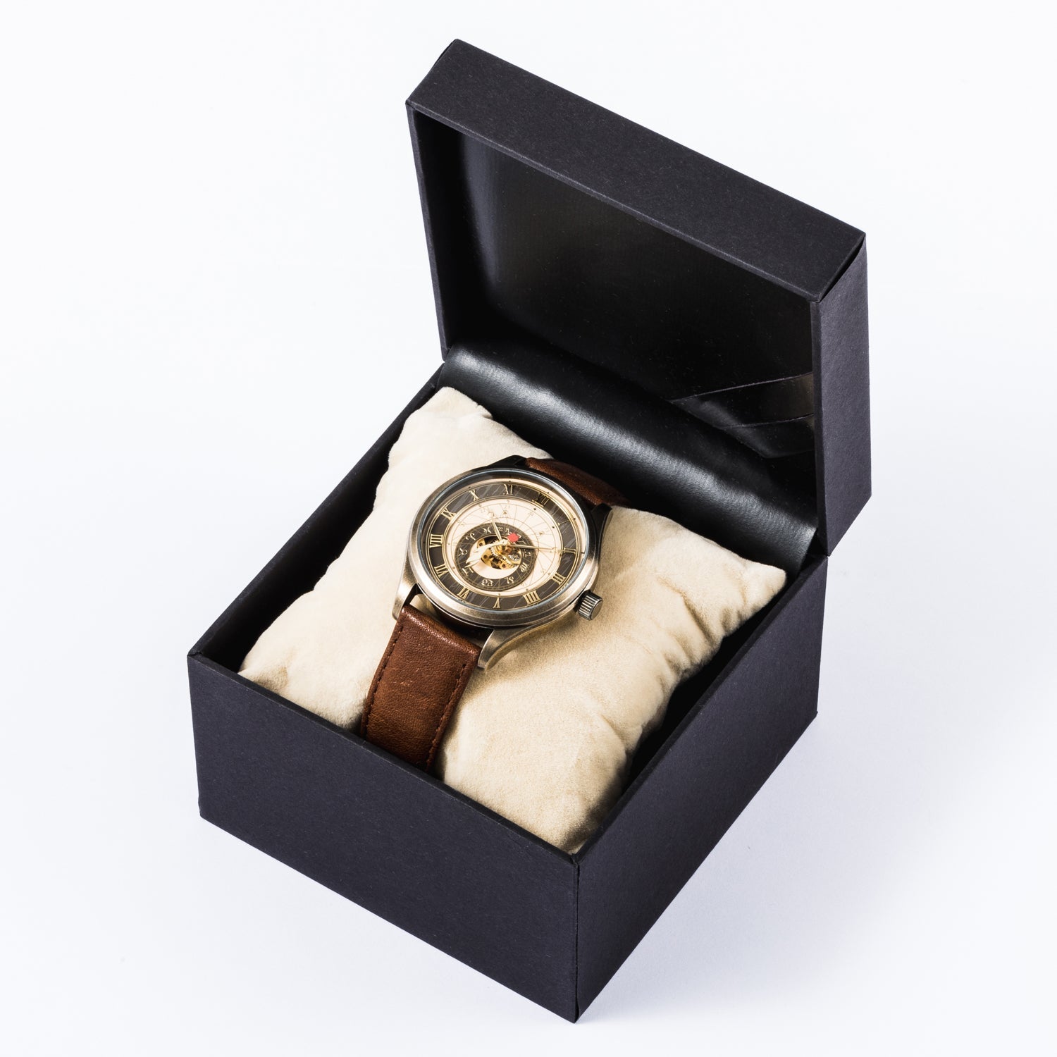 SPECIAL ORDER Super Groupies - Spice and Wolf - Holo Model Watch [EXCLUSIVE]