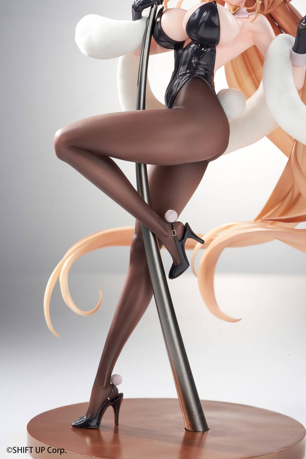 SPECIAL ORDER Hobby sakura - GODDESS OF VICTORY: NIKKE - Rupee: Rabbit Deluxe 1/10 [JP]