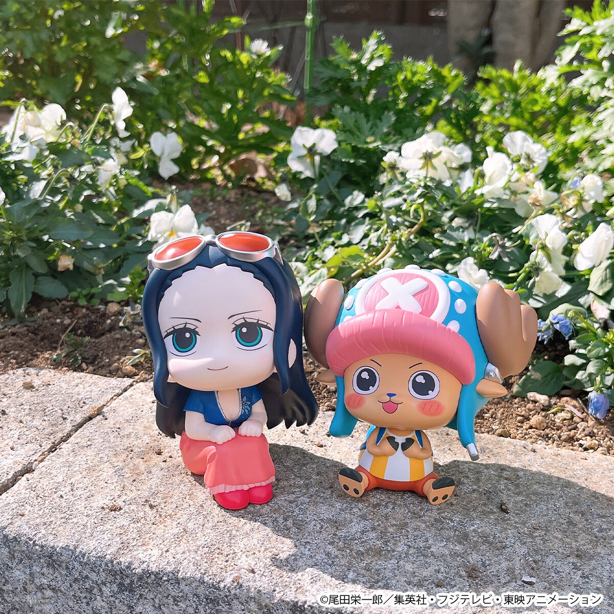 PRE-ORDER MegaHouse - Look Up - One Piece - Nico Robin and Tony Tony Chopper: Excited Ver. Set [EXCLUSIVE]