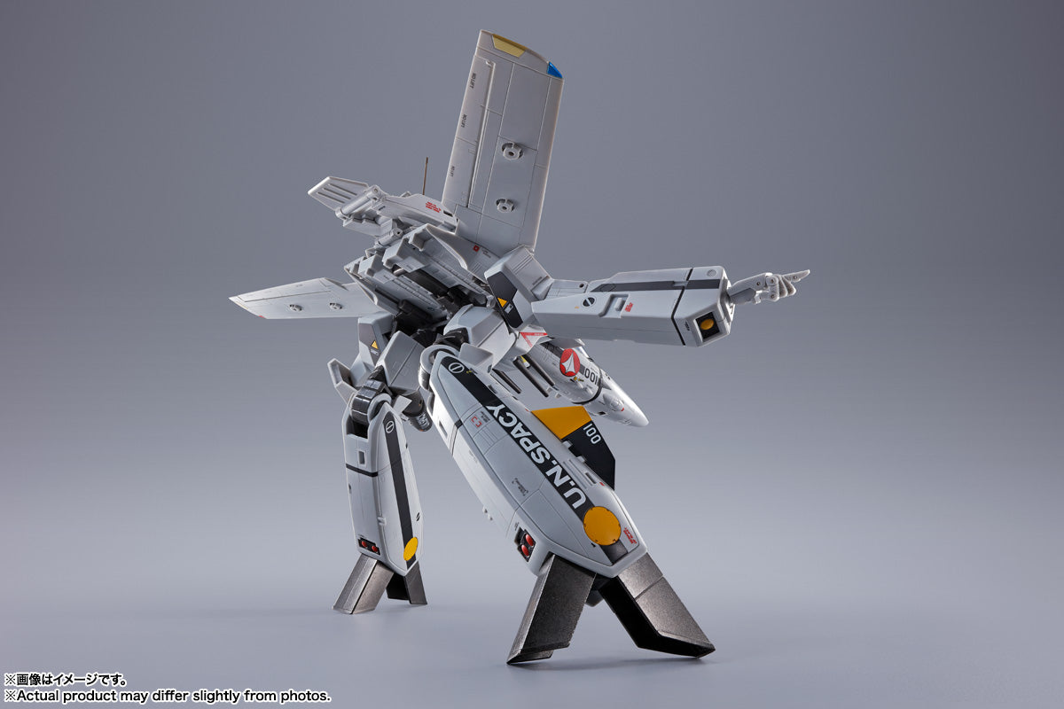 PRE-ORDER Bandai Spirits - DX Chogokin VF-1S - The Super Dimension Fortress Macross - Valkyrie Roy Focker Special Revival Ver.