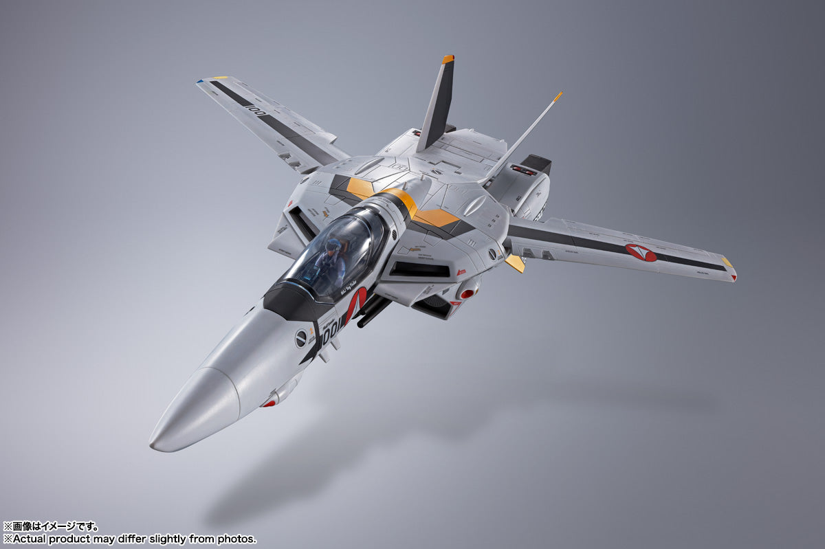 PRE-ORDER Bandai Spirits - DX Chogokin VF-1S - The Super Dimension Fortress Macross - Valkyrie Roy Focker Special Revival Ver.