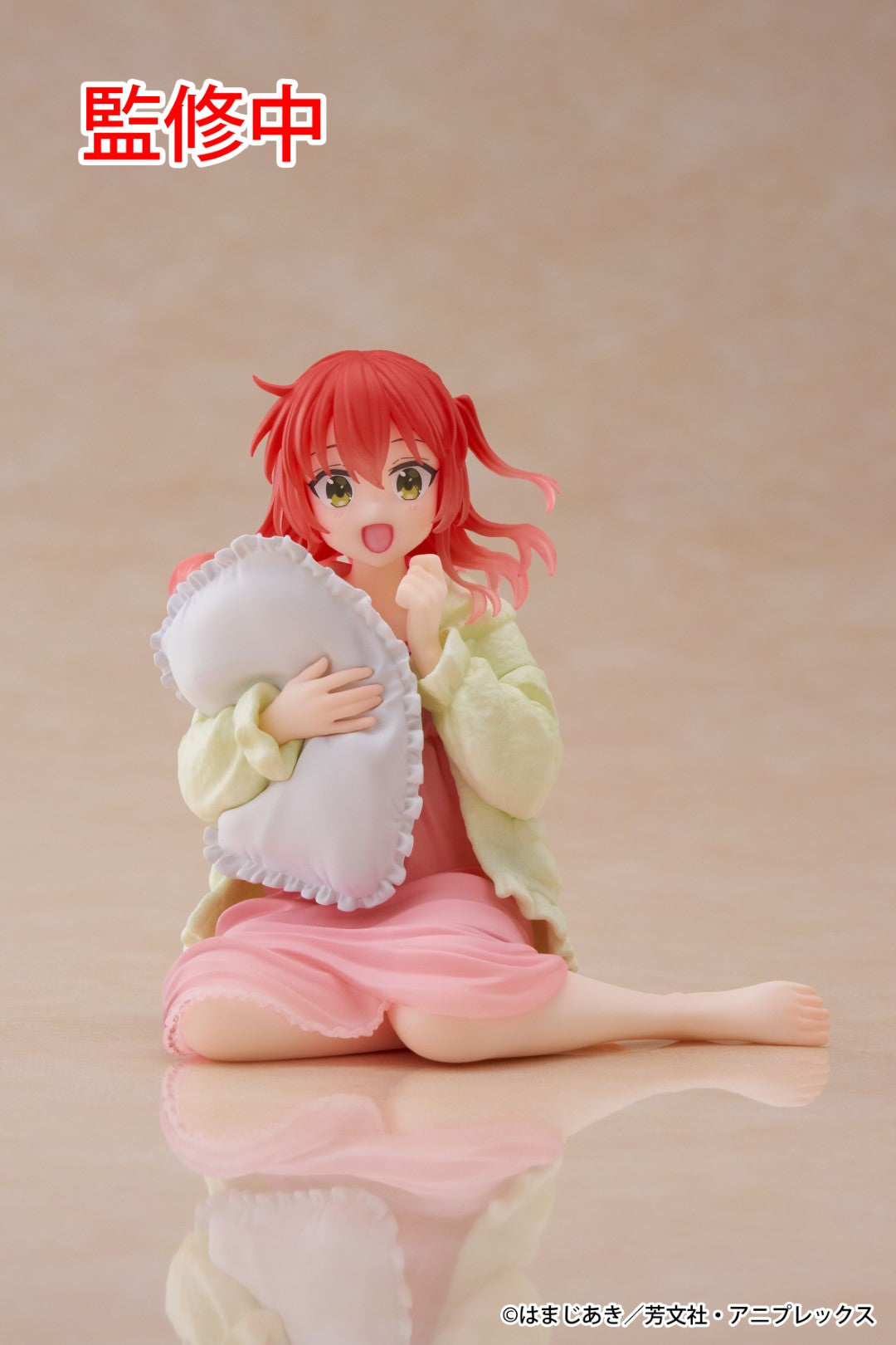 PRE-ORDER Taito - Bocchi the Rock! Desktop Cute Figure - Ikuyo Kita: Roomwear Ver.
