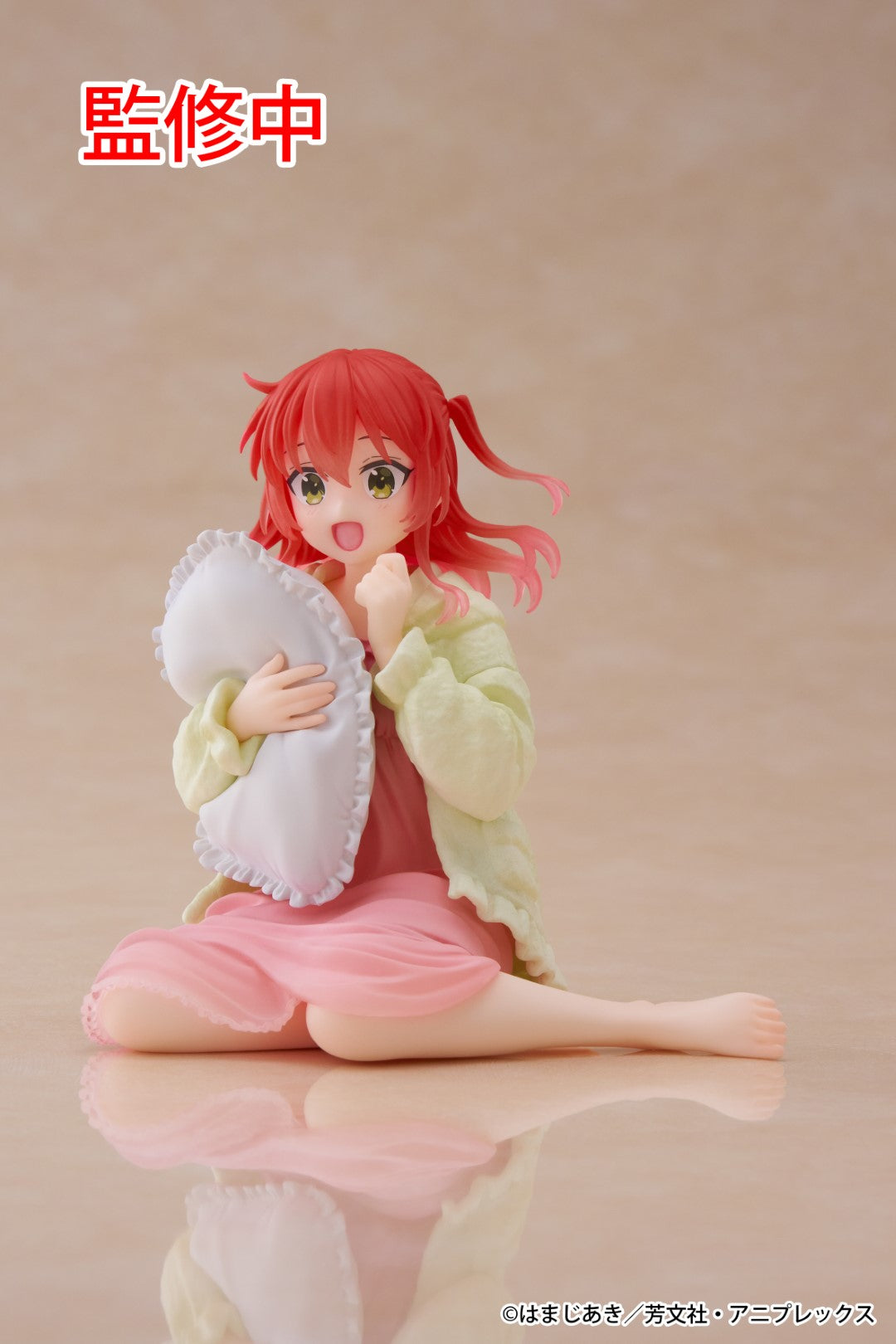 PRE-ORDER Taito - Bocchi the Rock! Desktop Cute Figure - Ikuyo Kita: Roomwear Ver.