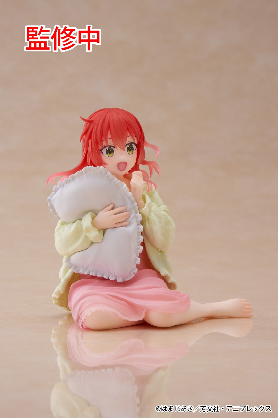 PRE-ORDER Taito - Bocchi the Rock! Desktop Cute Figure - Ikuyo Kita: Roomwear Ver.