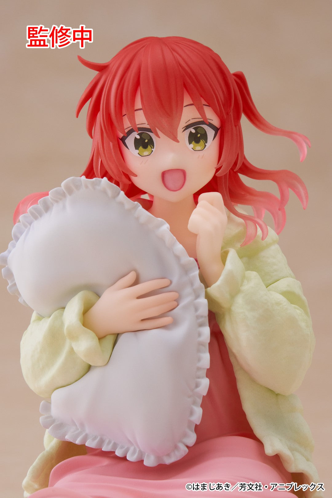 PRE-ORDER Taito - Bocchi the Rock! Desktop Cute Figure - Ikuyo Kita: Roomwear Ver.