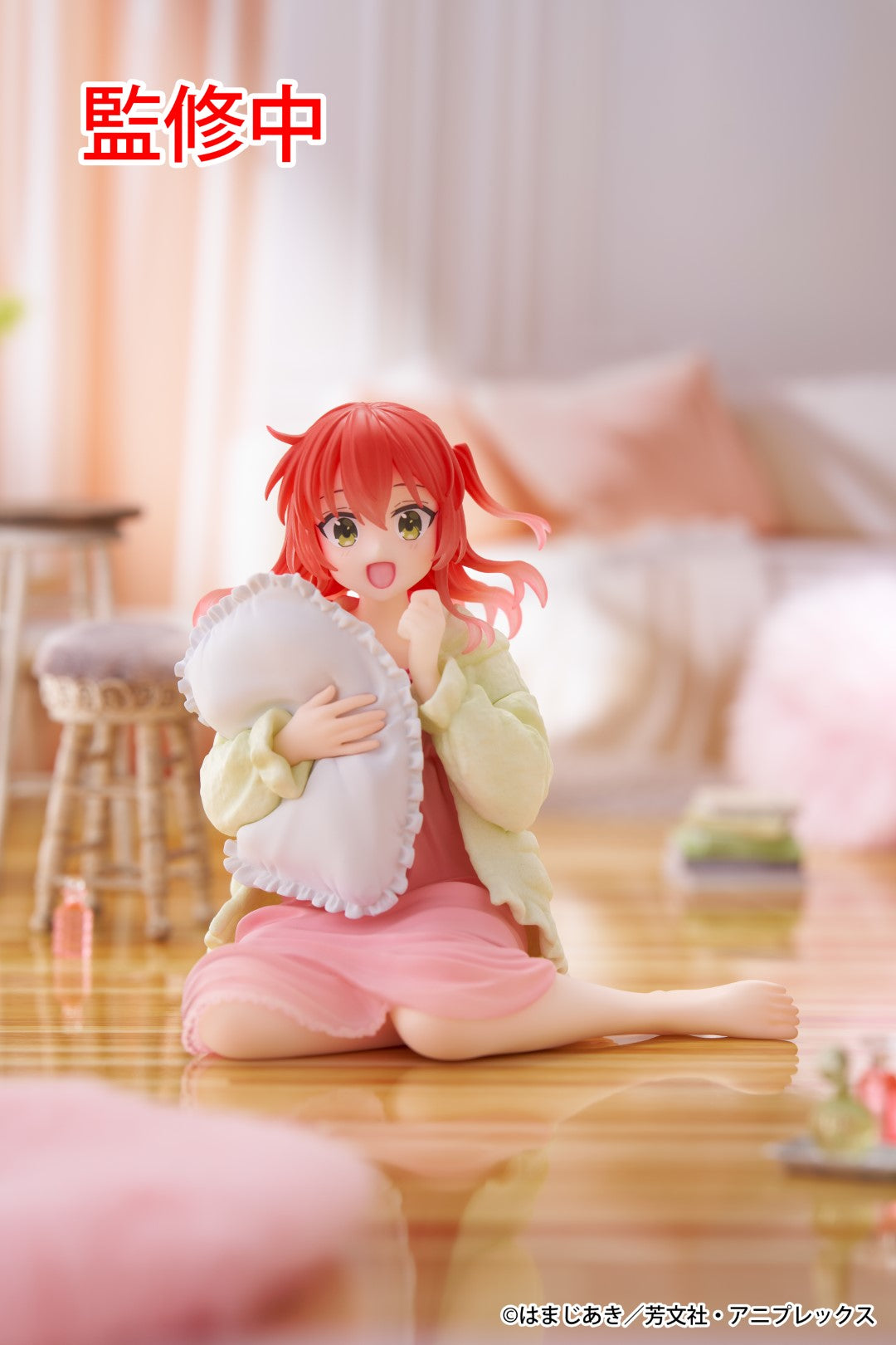 PRE-ORDER Taito - Bocchi the Rock! Desktop Cute Figure - Ikuyo Kita: Roomwear Ver.