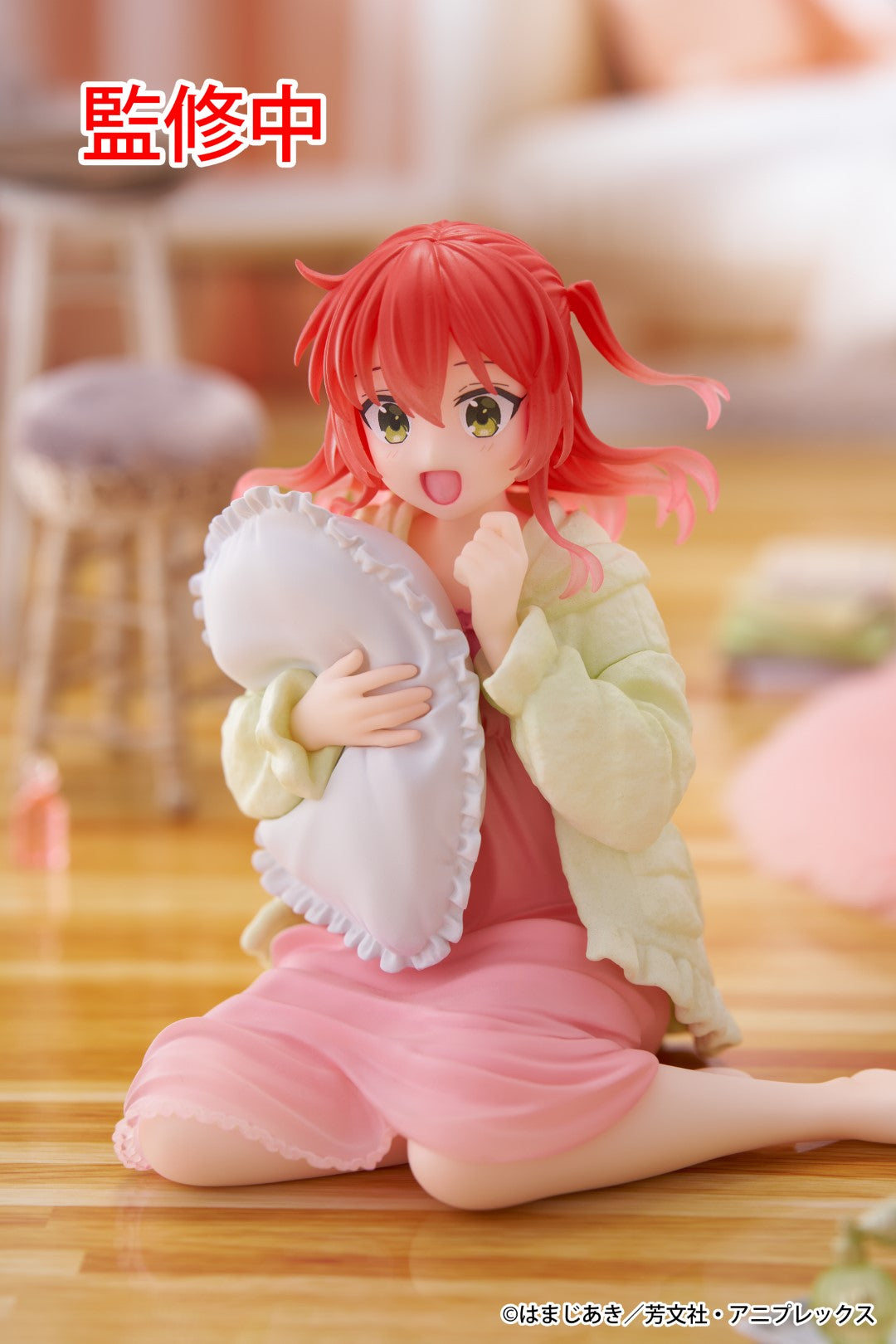PRE-ORDER Taito - Bocchi the Rock! Desktop Cute Figure - Ikuyo Kita: Roomwear Ver.