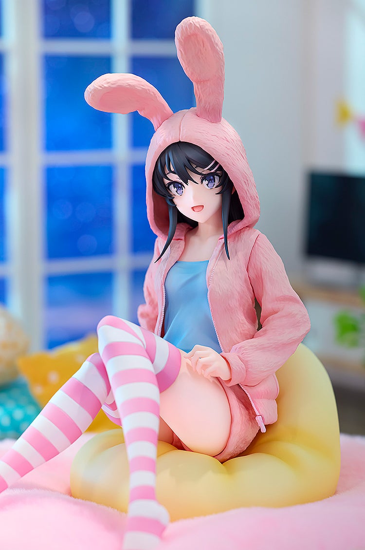 PRE-ORDER Kadokawa - Rascal Does Not Dream of a Knapsack Kid - Mai Sakurajima: Hoodie☆Look Rabbit Ears Ver. 1/7