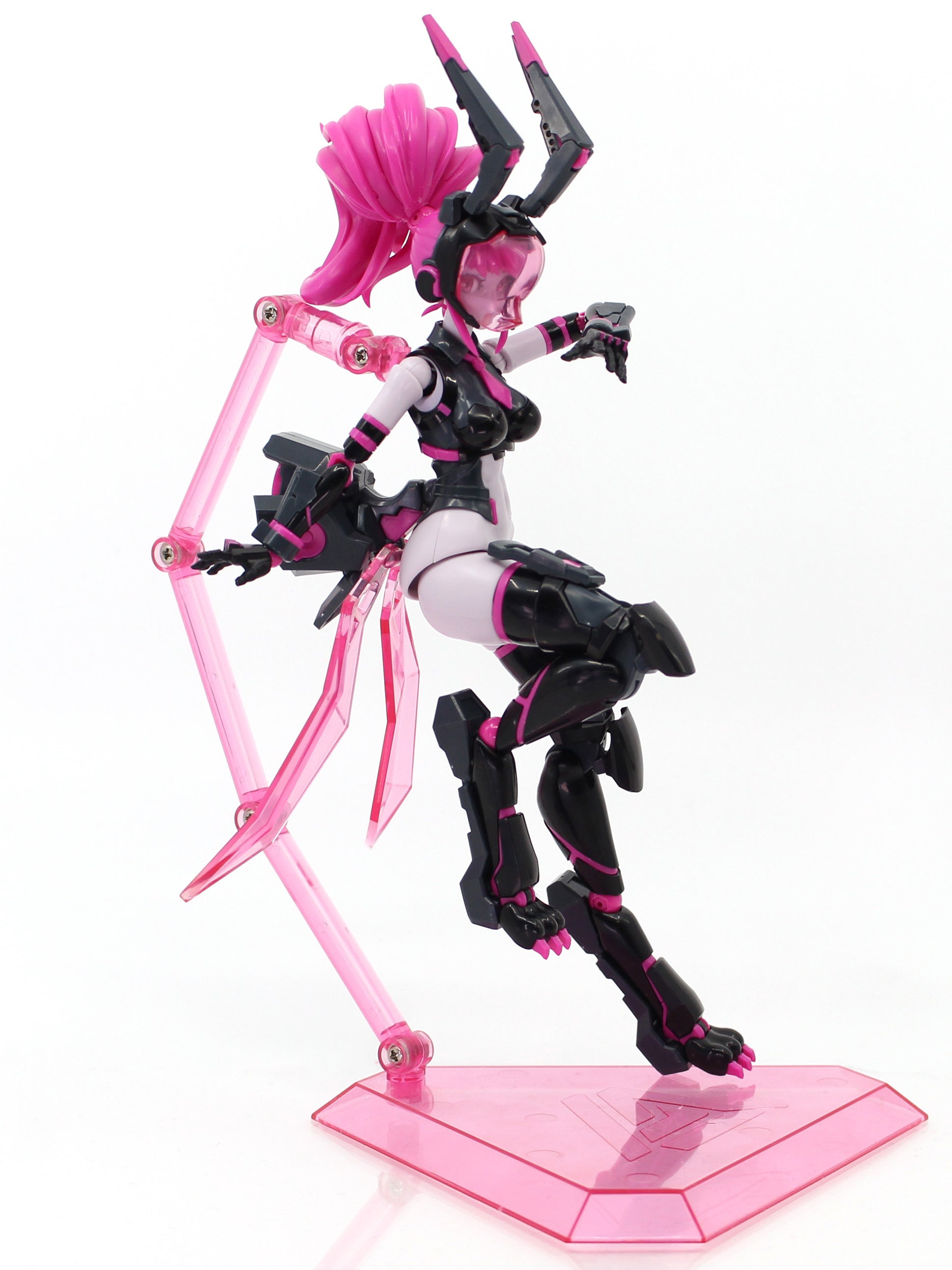 PRE-ORDER Union Creative - Animacircuit - Vio the Rabbit 1/12
