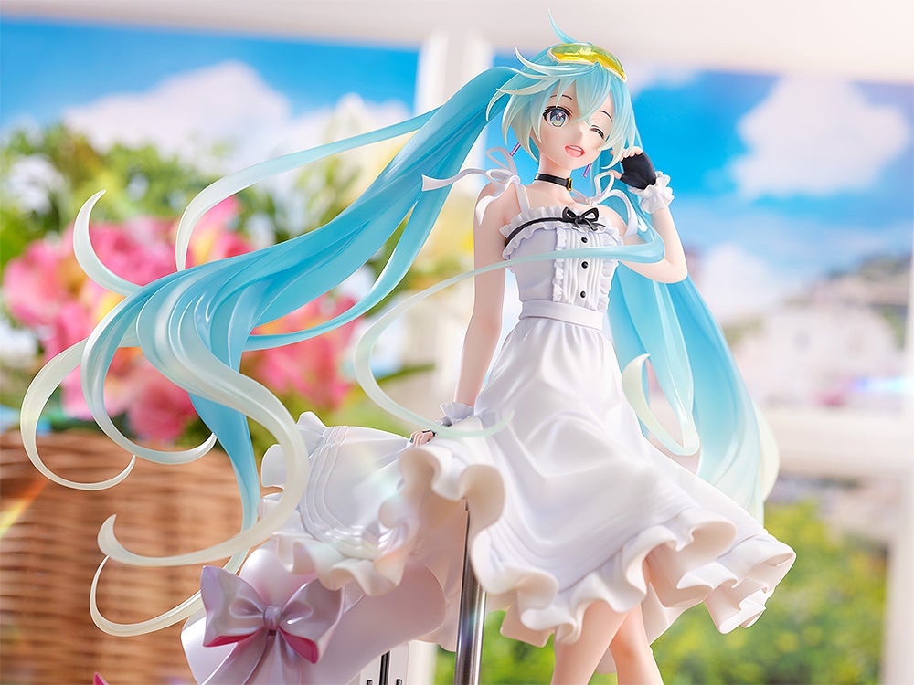 PRE-ORDER Wonderful Works - Hatsune Miku GT Project - Racing Miku 2021: Vacation Style Ver. 1/7