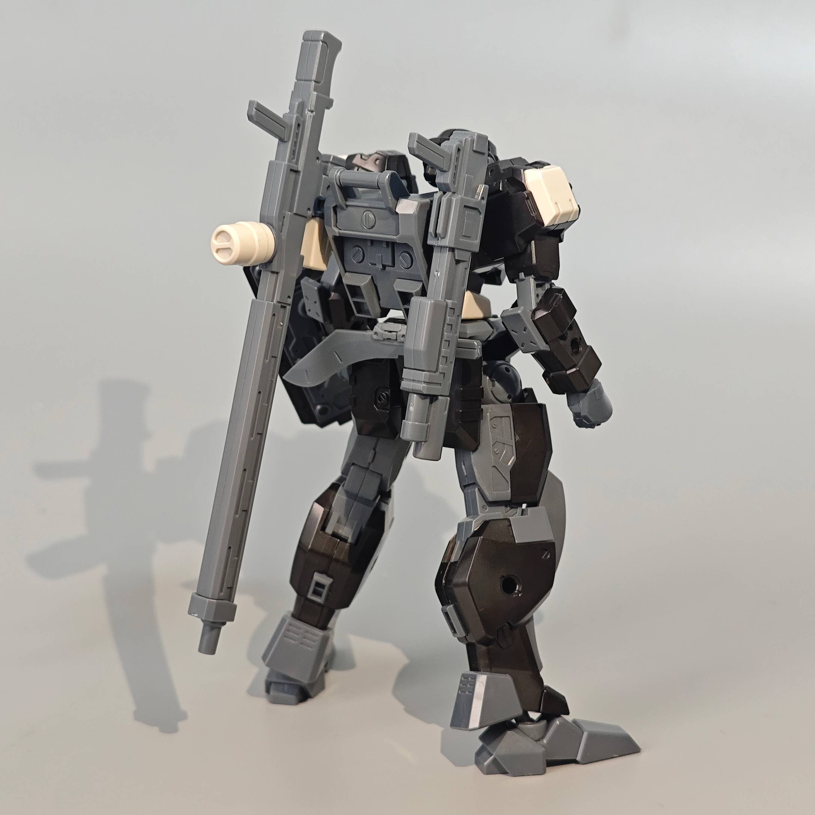 SPECIAL ORDER SHEIK MAINLAND - Ultra Action Trooper - V-gilante: Black 1/144 [JP]