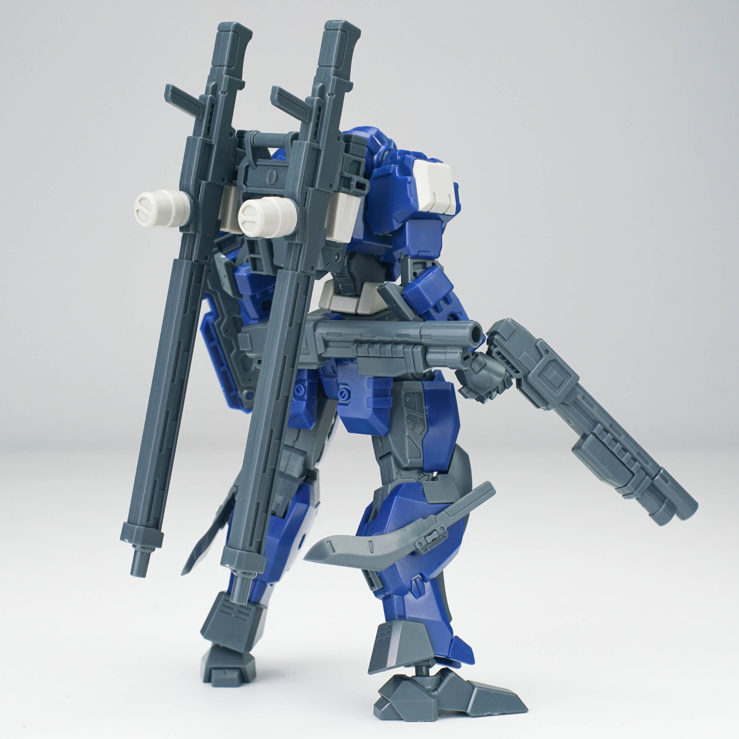 SPECIAL ORDER SHEIK MAINLAND - Ultra Action Trooper - V-gilante: Blue 1/144 [JP]