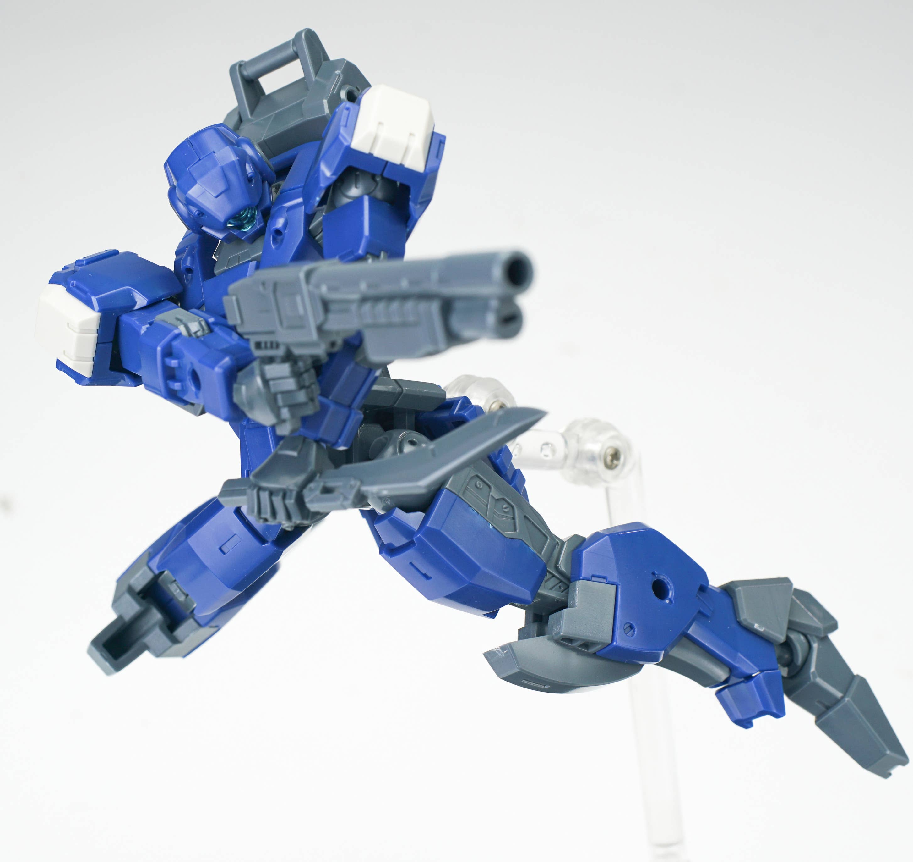 SPECIAL ORDER SHEIK MAINLAND - Ultra Action Trooper - V-gilante: Blue 1/144 [JP]