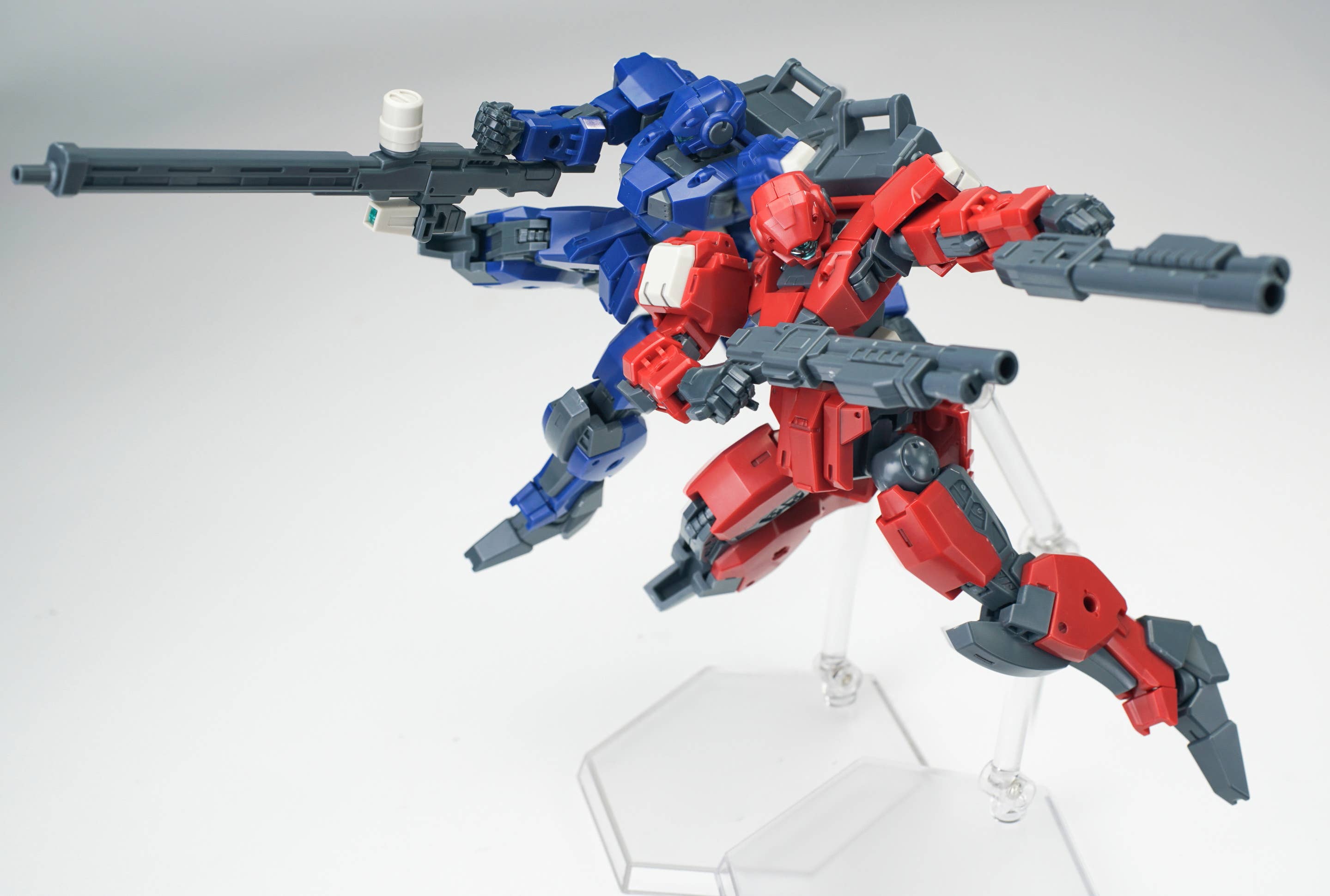 SPECIAL ORDER SHEIK MAINLAND - Ultra Action Trooper - V-gilante: Red 1/144 [JP]