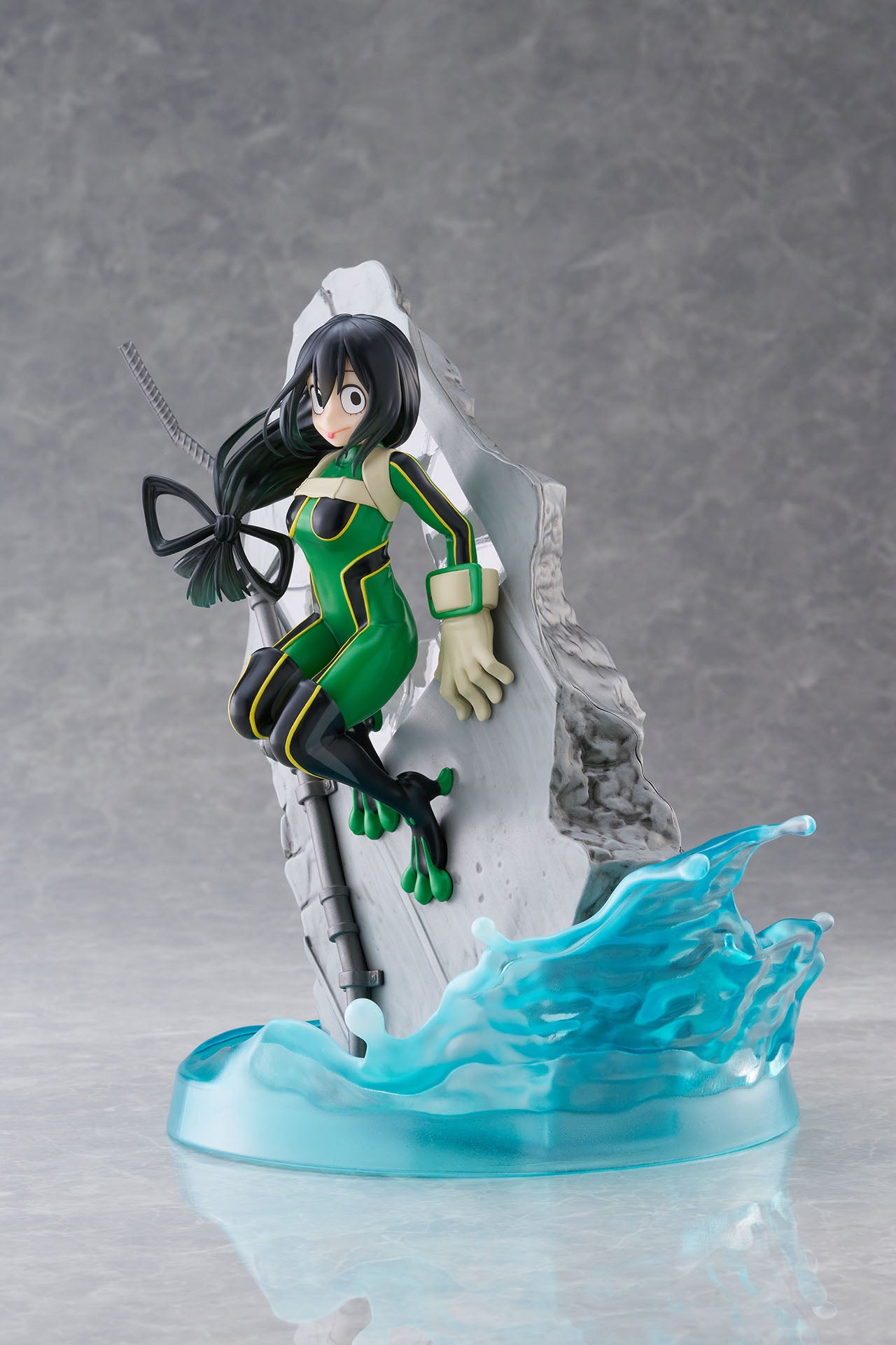 PRE-ORDER Taito - DRESSTA - My Hero Academia - Tsuyu Asui