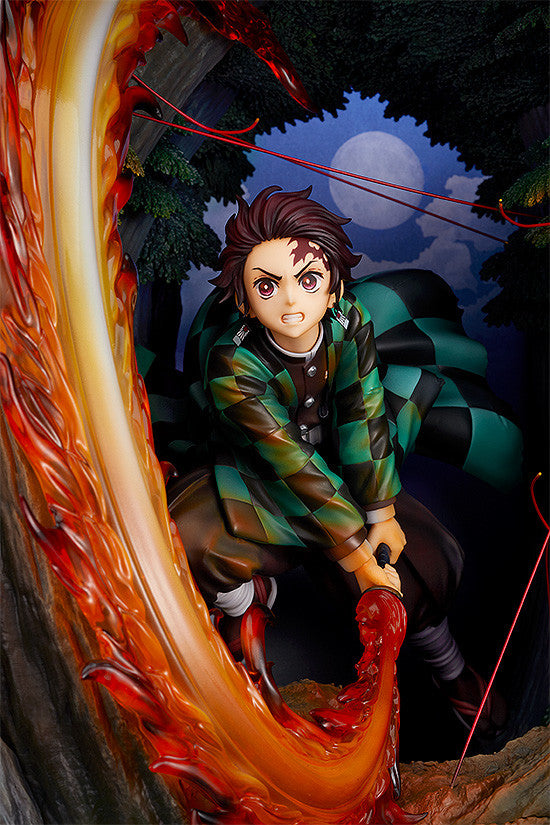 PRE-ORDER Demon Slayer: Kimetsu no Yaiba - Tanjiro Kamado: Hinokami Kagura Dance