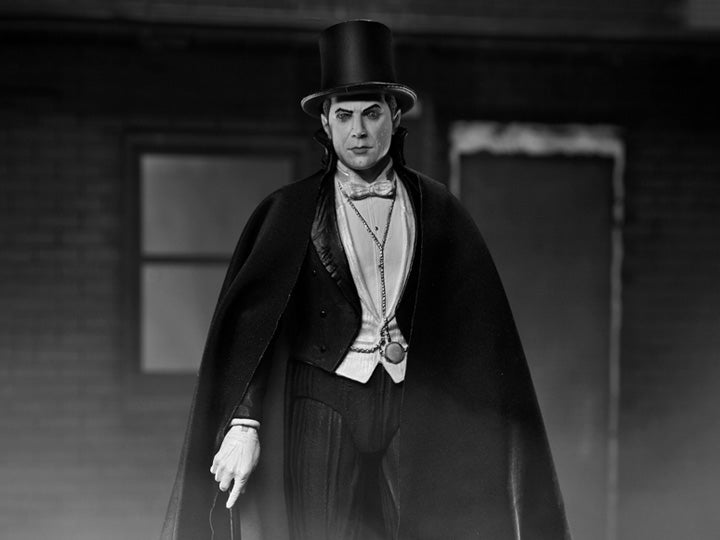 PRE-ORDER 7-inch Scale Figure - Universal Monsters - Dracula (Carfax Abbey)