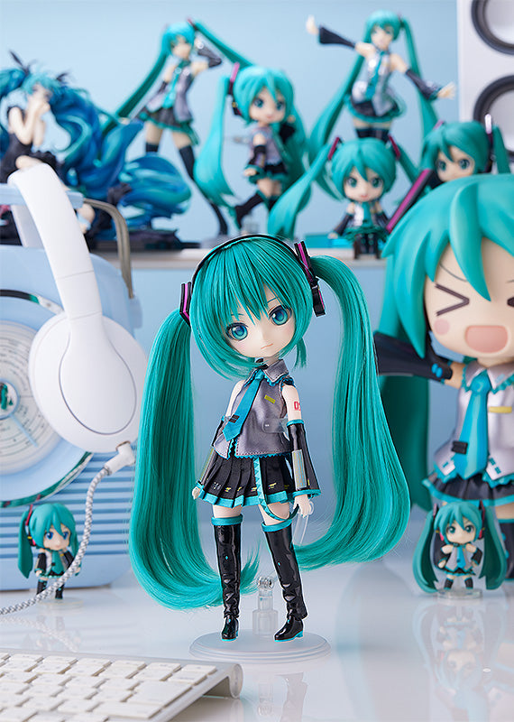 PRE-ORDER Harmonia humming - Character Vocal Series 01: Hatsune Miku - Hatsune Miku