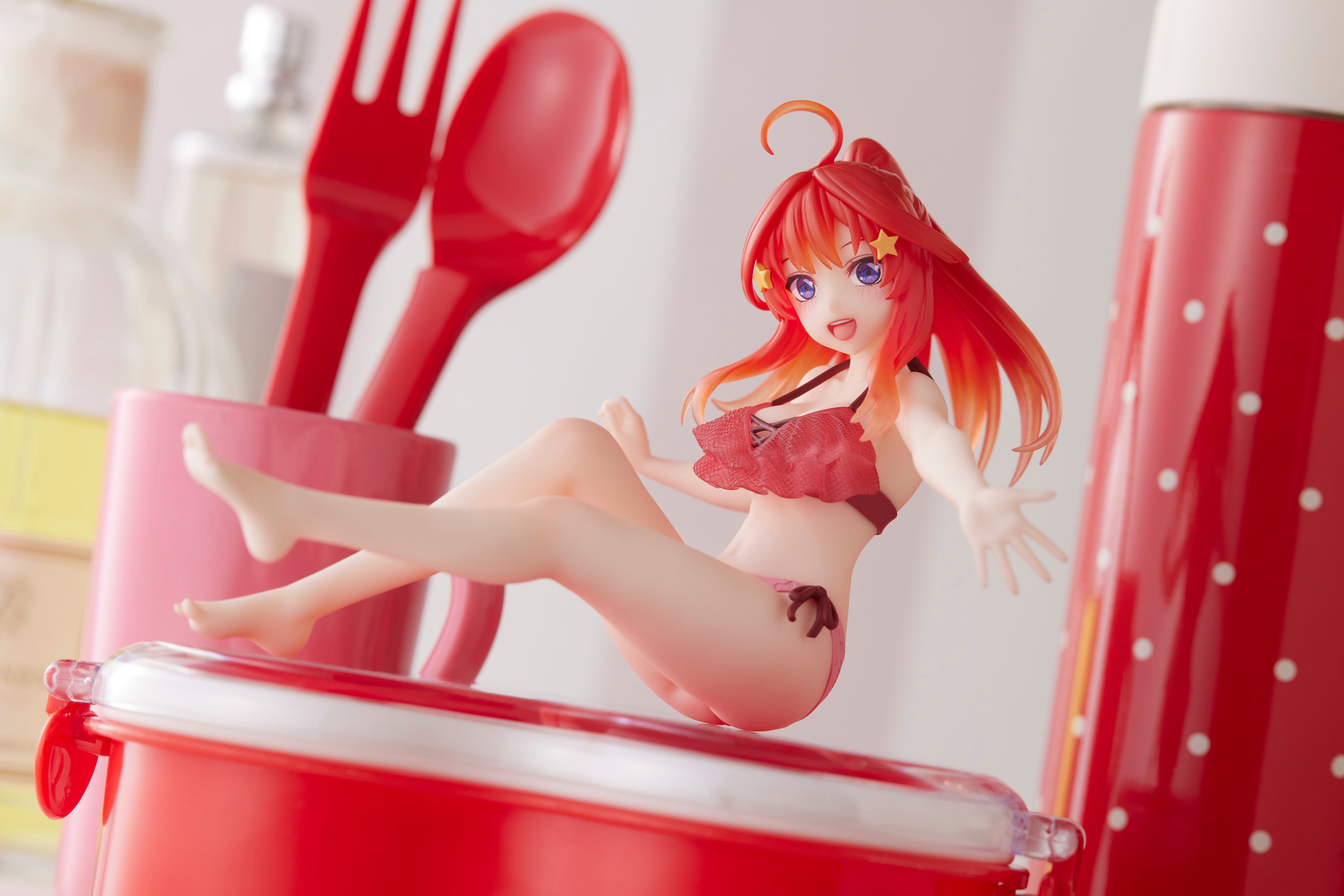 IN-STOCK Taito - The Quintessential Quintuplets Aqua Float Girls Figure - Itsuki Nakano