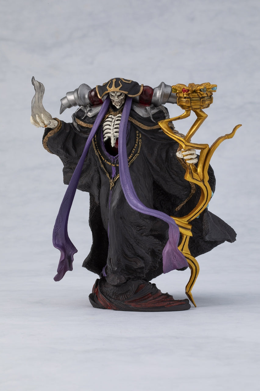 PRE-ORDER OVERLORD - Ainz Ooal Gown