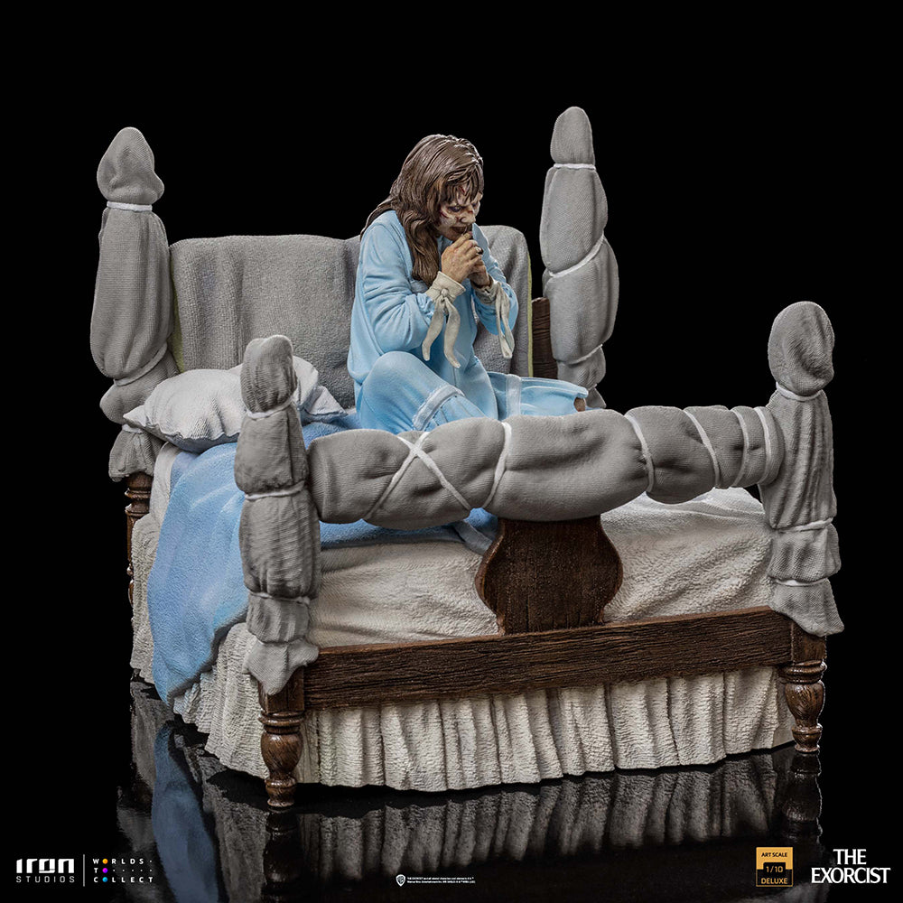 PRE-ORDER The Exorcist - Possessed Regan McNeil Deluxe Art Scale 1/10