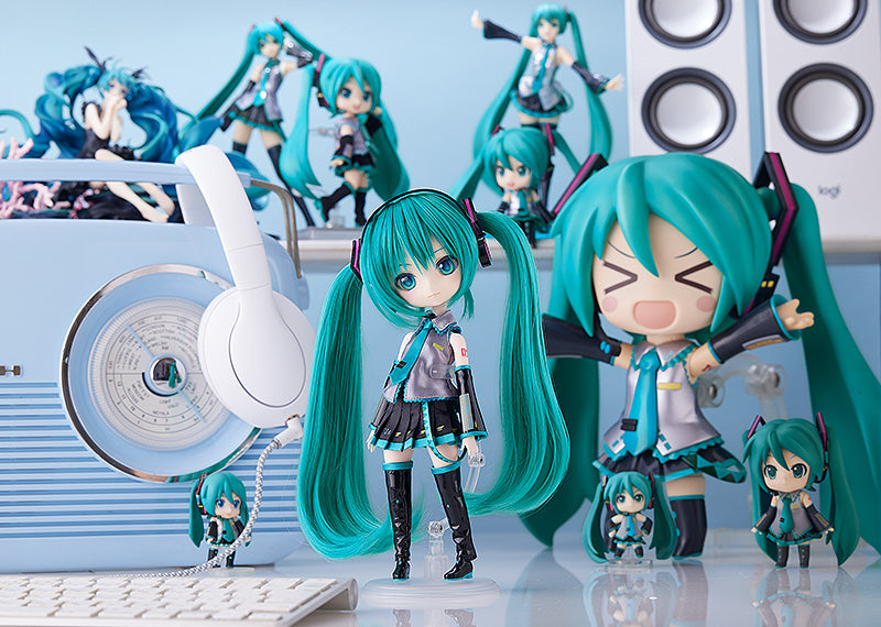 PRE-ORDER Harmonia humming - Character Vocal Series 01: Hatsune Miku - Hatsune Miku