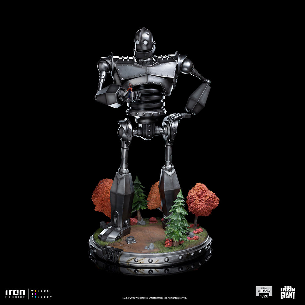 PRE-ORDER The Iron Giant - Iron Giant & Hogarth Hughes Demi Art Scale 1/20