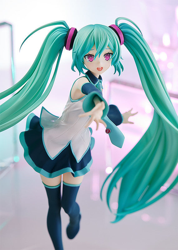 PRE-ORDER POP UP PARADE - Character Vocal Series 01: Hatsune Miku - Hatsune Miku: Because You're Here Ver. L