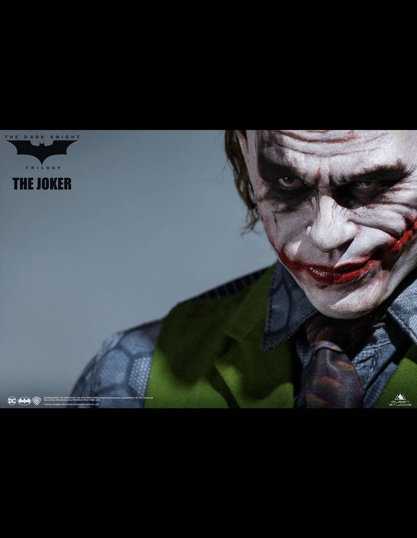 PRE-ORDER The Dark Knight - Joker: Regular Edition 1/3