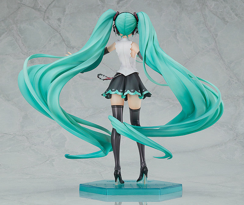 PRE-ORDER Piapro Characters - Hatsune Miku NT 1/8