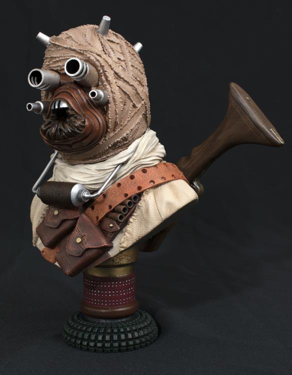 PRE-ORDER Star Wars: A New Hope - Tusken Raider Bust 1/2
