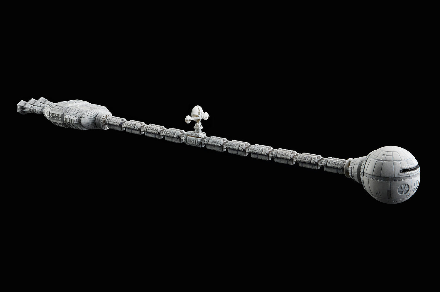 PRE-ORDER 2001: A SPACE ODYSSEY - Discovery One