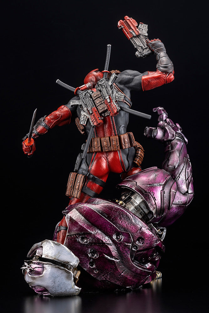 PRE-ORDER Fine Art Statue Signature Series - Marvel Comics - Deadpool - Featuring the Kucharek Brothers- 1/6