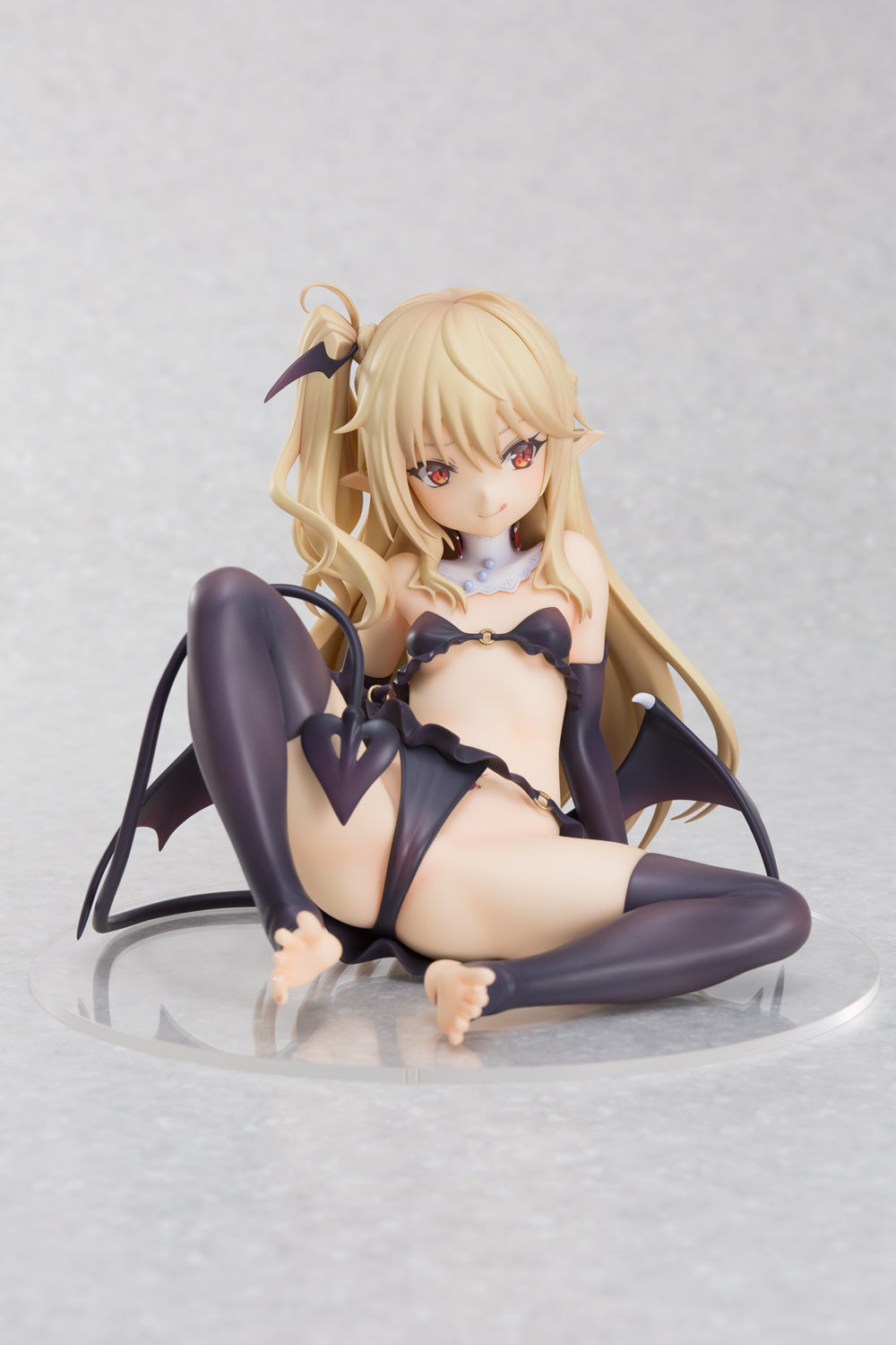 PRE-ORDER Succubus Titi Illustrated by Tamano Kedama 1/6
