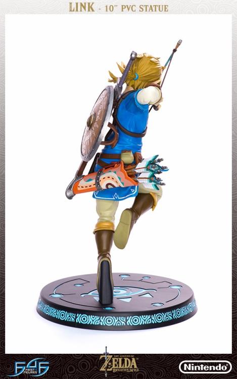 PRE-ORDER The Legend of Zelda: Breath of the Wild - Link