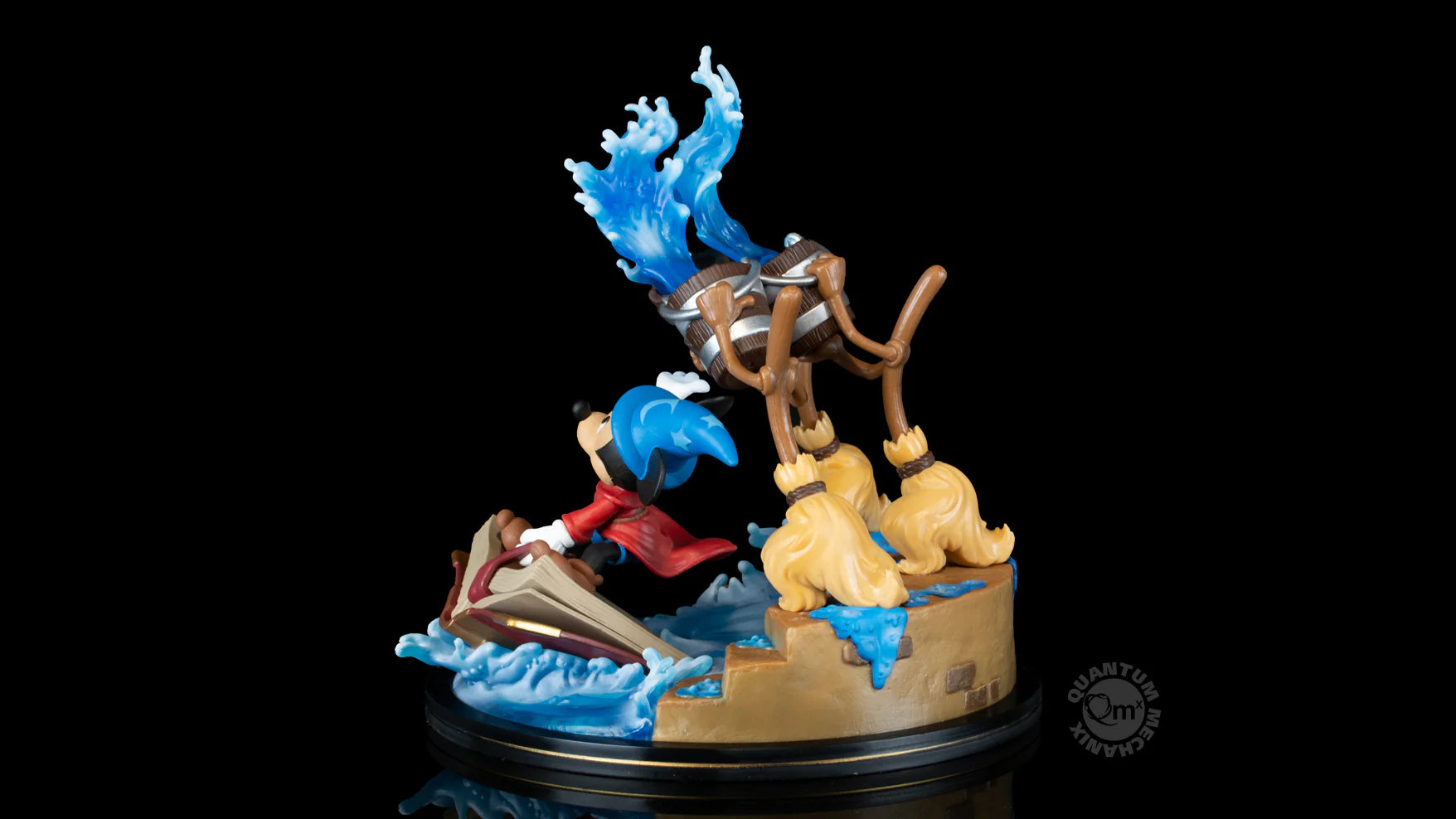 PRE-ORDER Q-Fig Max Elite - Fantasia - Sorcerer Mickey