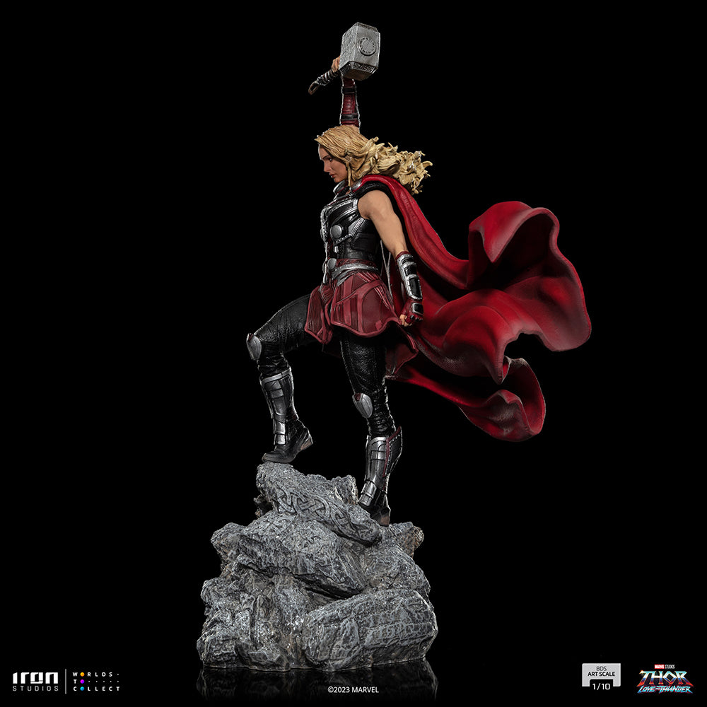 PRE-ORDER Thor: Love and Thunder - Mighty Thor Jane Foster Art Scale 1/10
