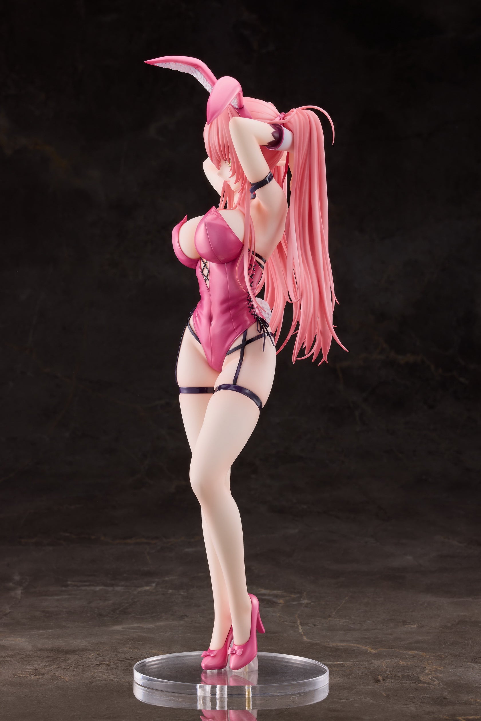 PRE-ORDER Pink Twintail Bunny-chan: Deluxe Edition 1/4