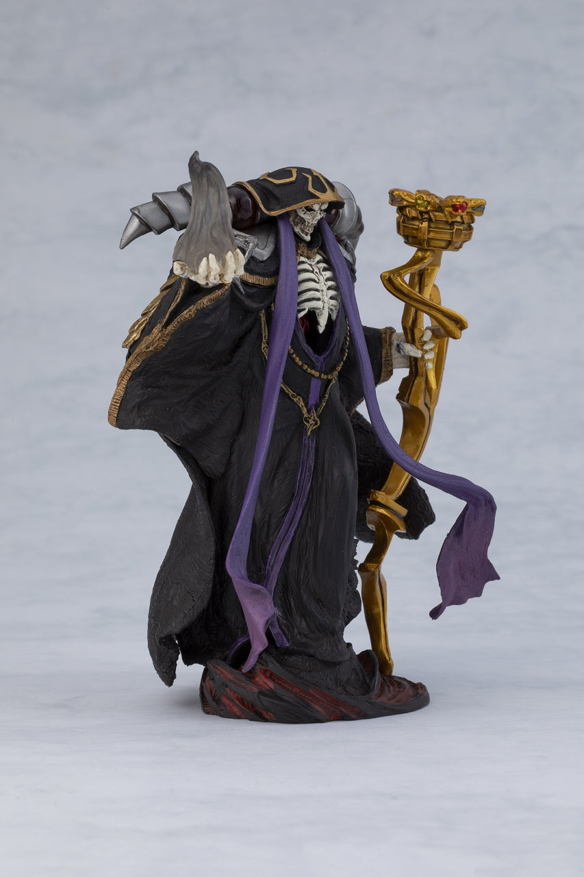 PRE-ORDER OVERLORD - Ainz Ooal Gown