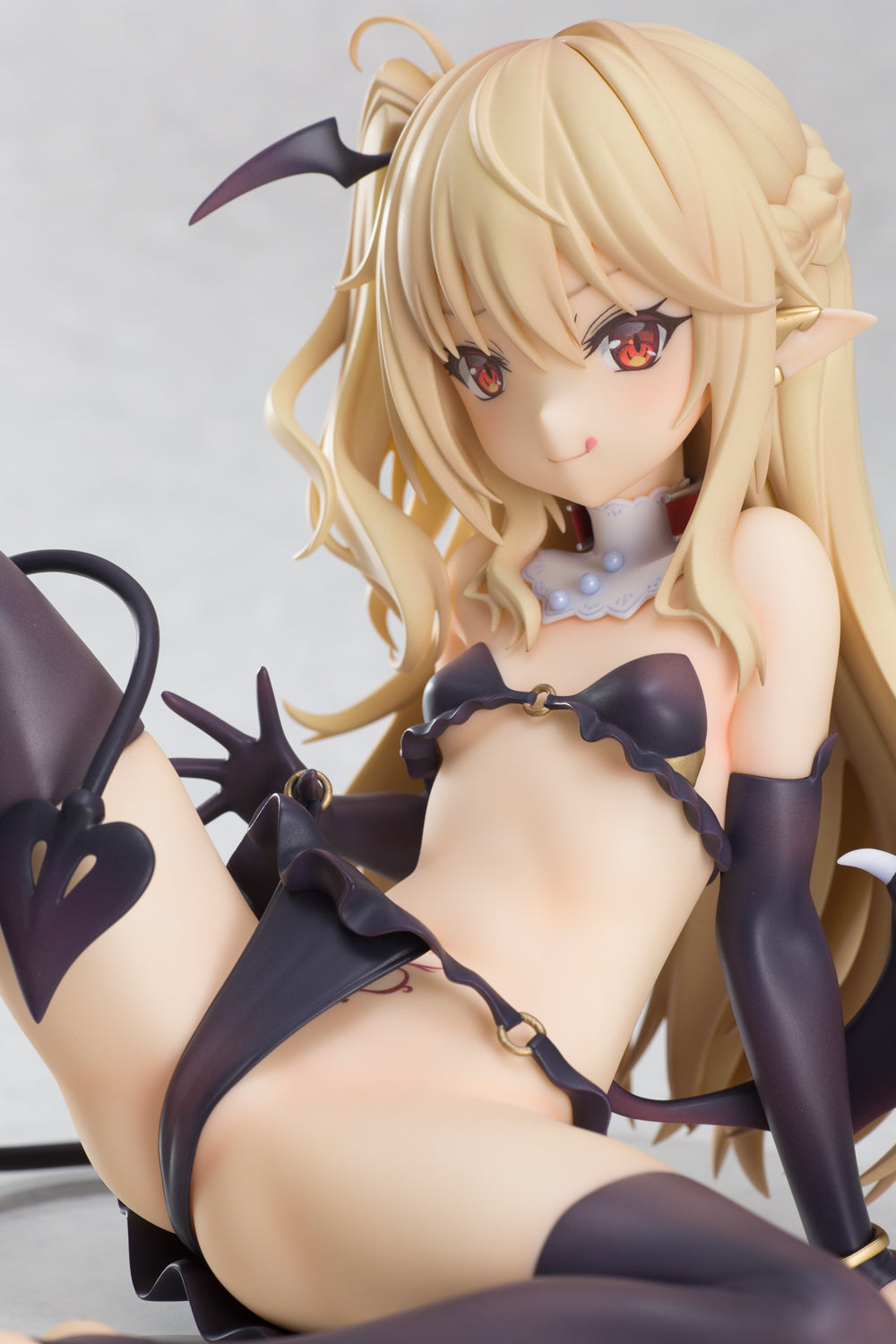 PRE-ORDER Succubus Titi Illustrated by Tamano Kedama 1/6