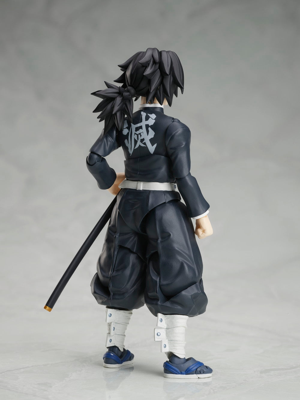 PRE-ORDER BUZZmod - Demon Slayer: Kimetsu no Yaiba - Giyu Tomioka 1/12 [EXCLUSIVE]