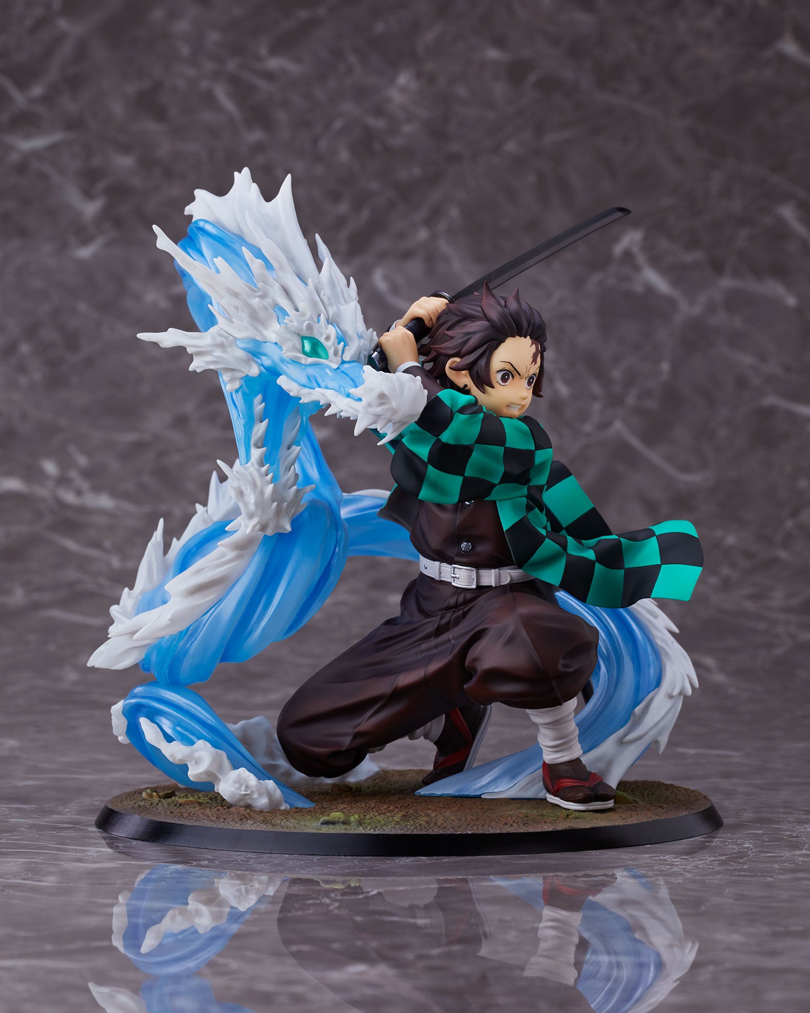 IN-STOCK Aniplex - Demon Slayer: Kimetsu no Yaiba - Tanjirou Kamado: Deluxe Edition 1/8 [EXCLUSIVE]
