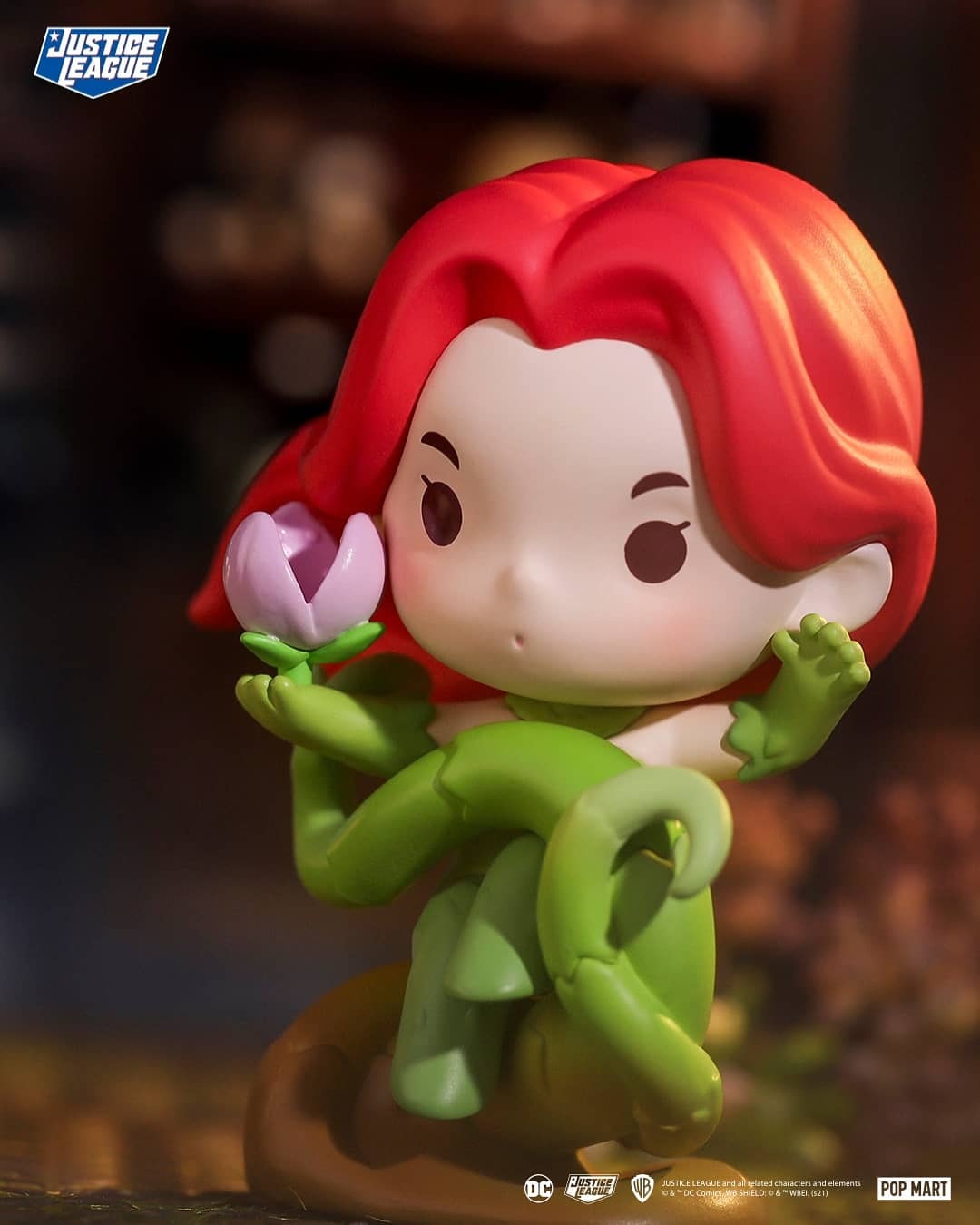 PRE-ORDER DC - Justice League [Box of 12]