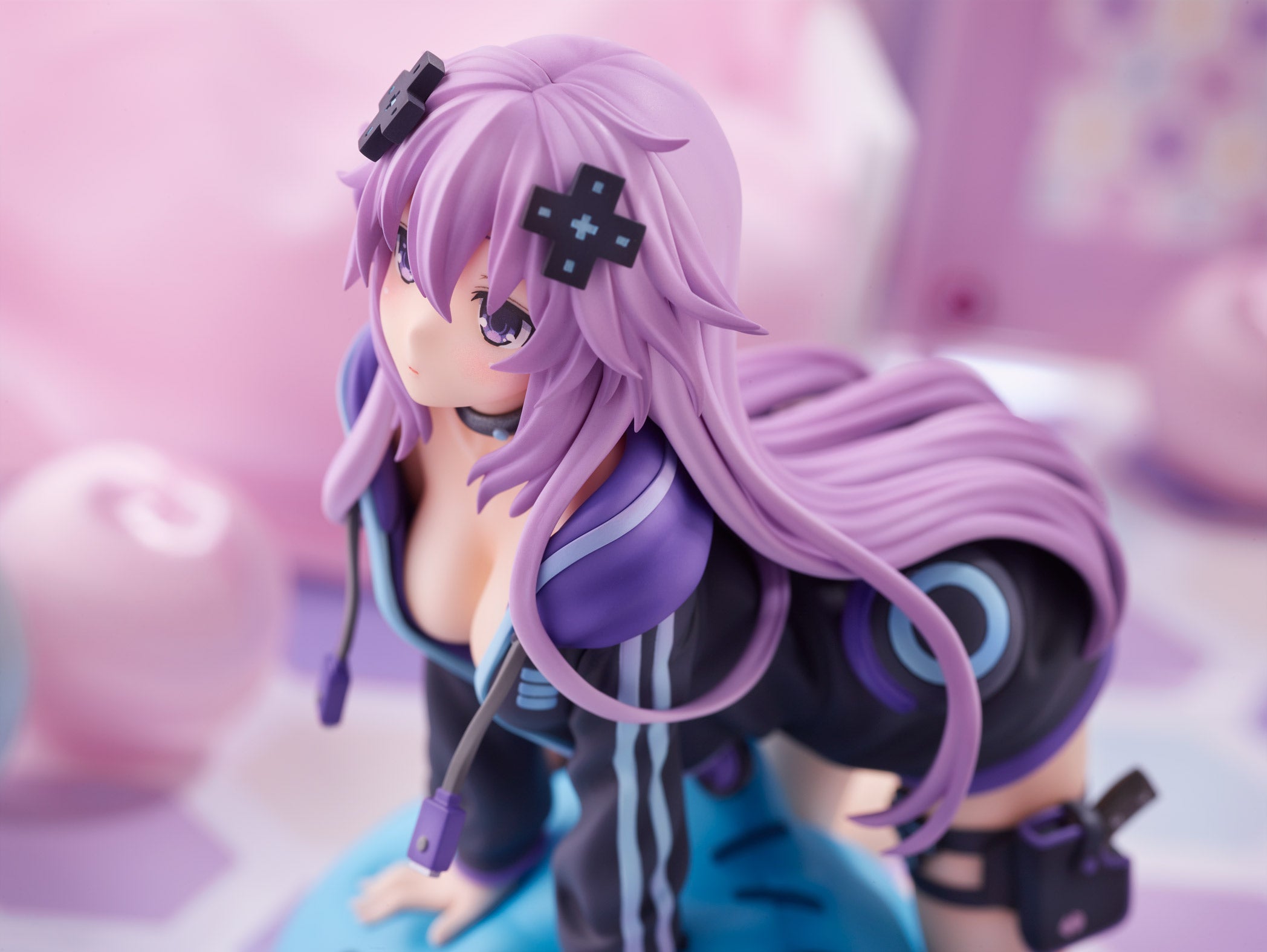 PRE-ORDER Hyperdimension Neptunia - Dimensional Traveler Neptune: Waking Up Ver. 1/8