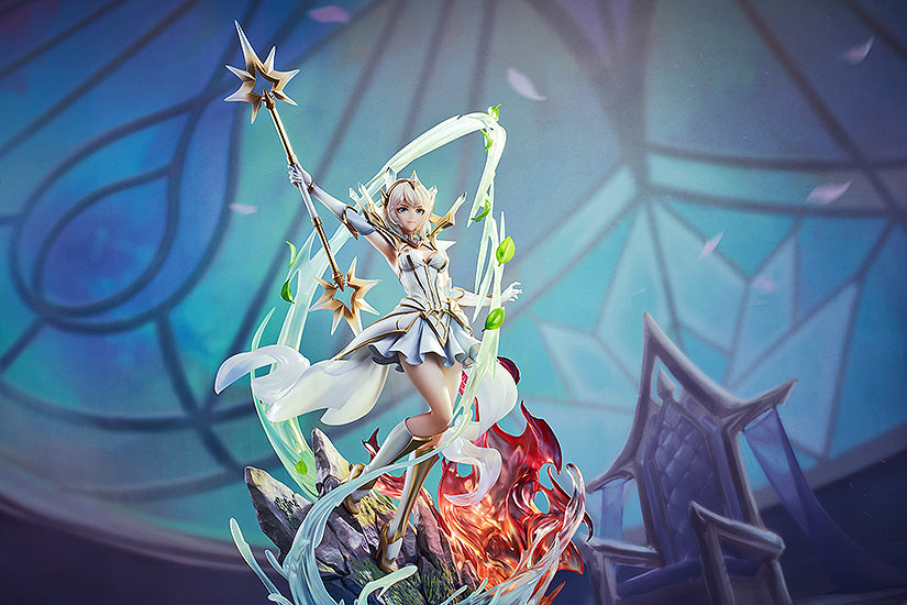PRE-ORDER League of Legends - Elementalist Lux 1/7