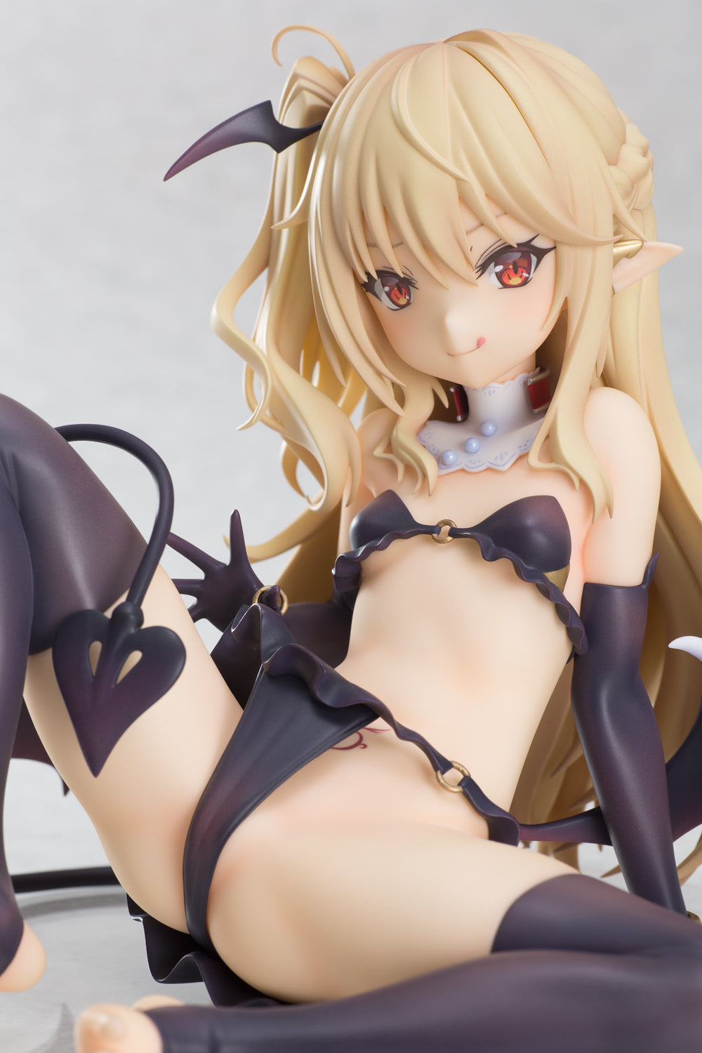 PRE-ORDER Succubus Titi Illustrated by Tamano Kedama 1/6