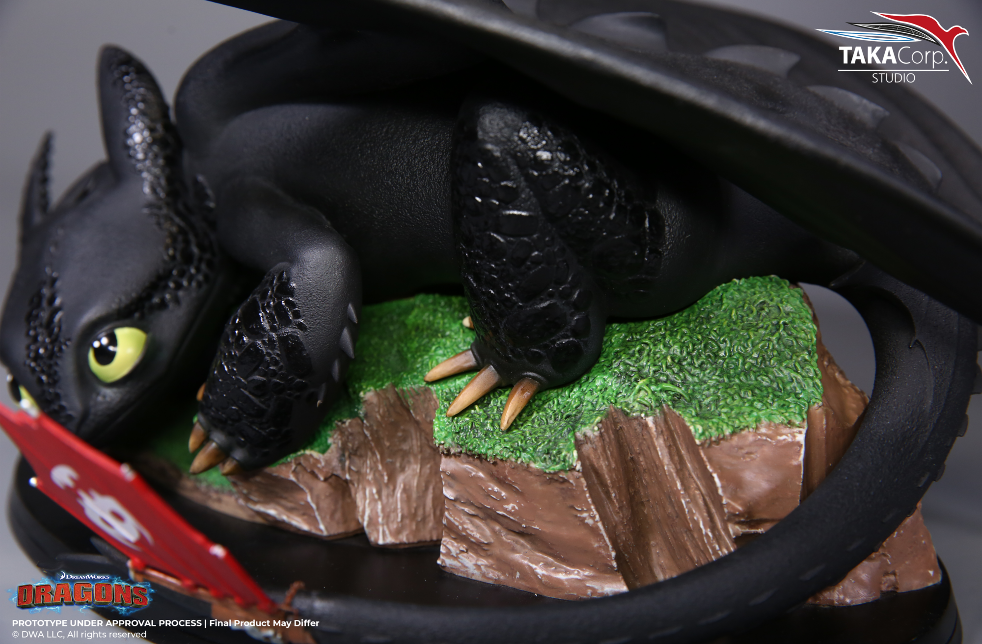 PRE-ORDER Dragons - Toothless 1/8