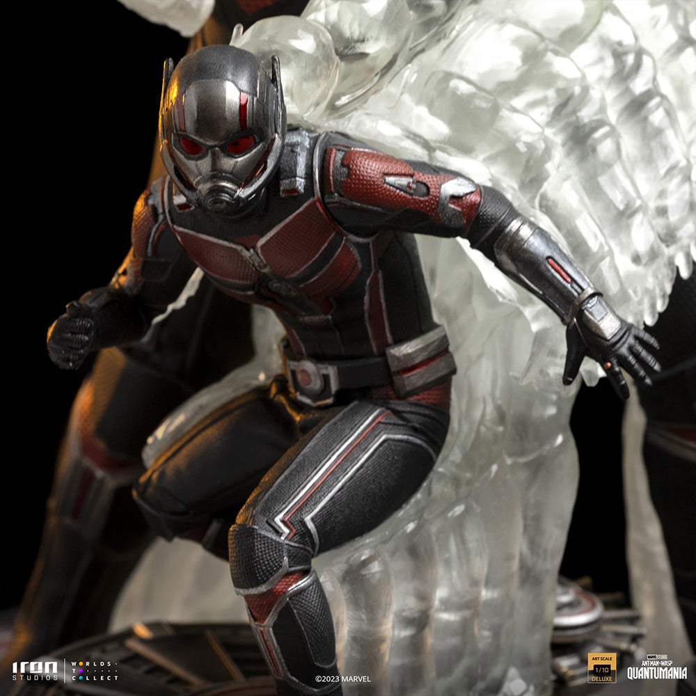 PRE-ORDER Ant-Man and the Wasp: Quantumania -  Ant-Man and The Wasp Deluxe Art Scale 1/10