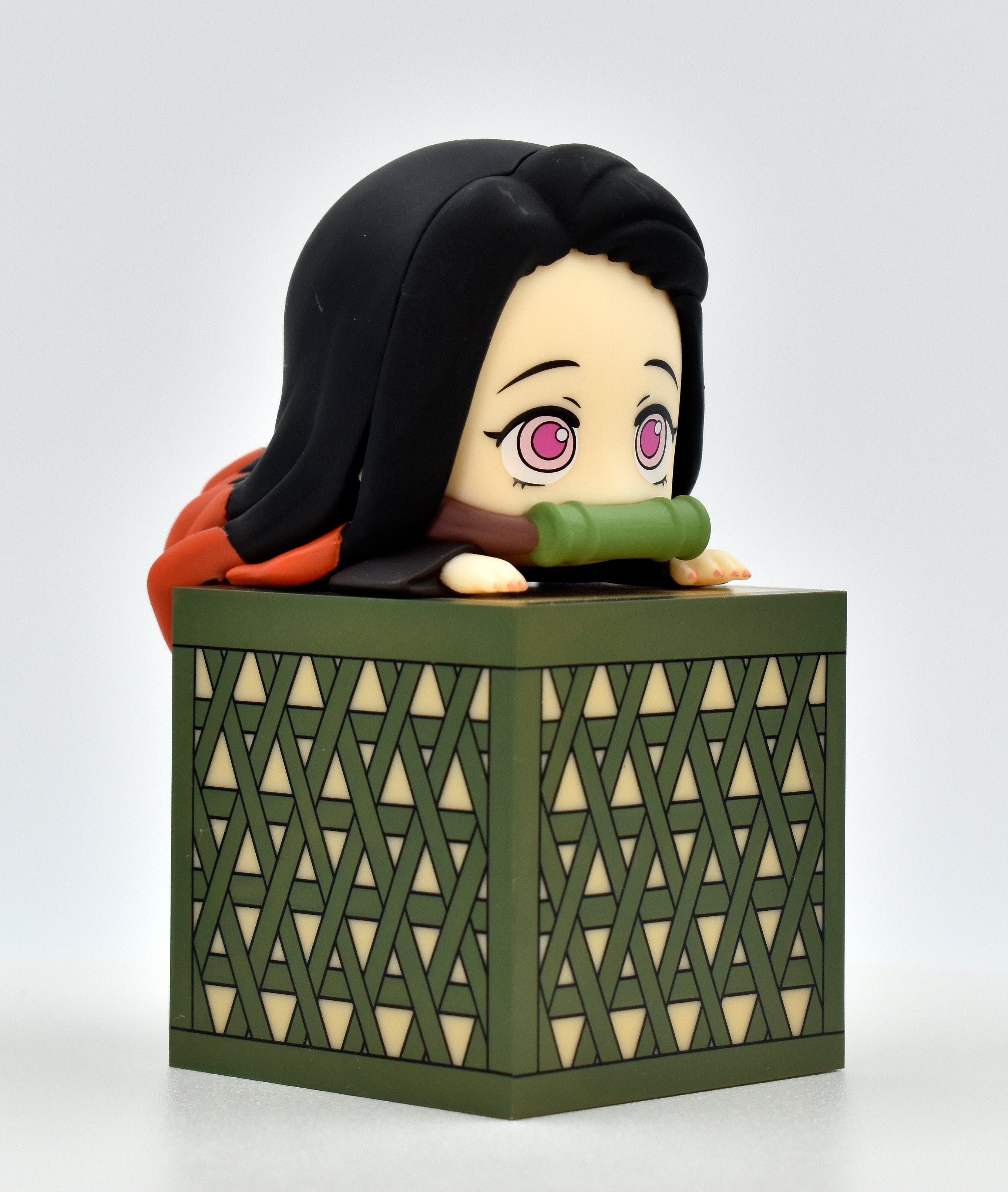 IN-STOCK FuRyu -Demon Slayer: Kimetsu no Yaiba Hikkake Figure - Nezuko Collection: Type A