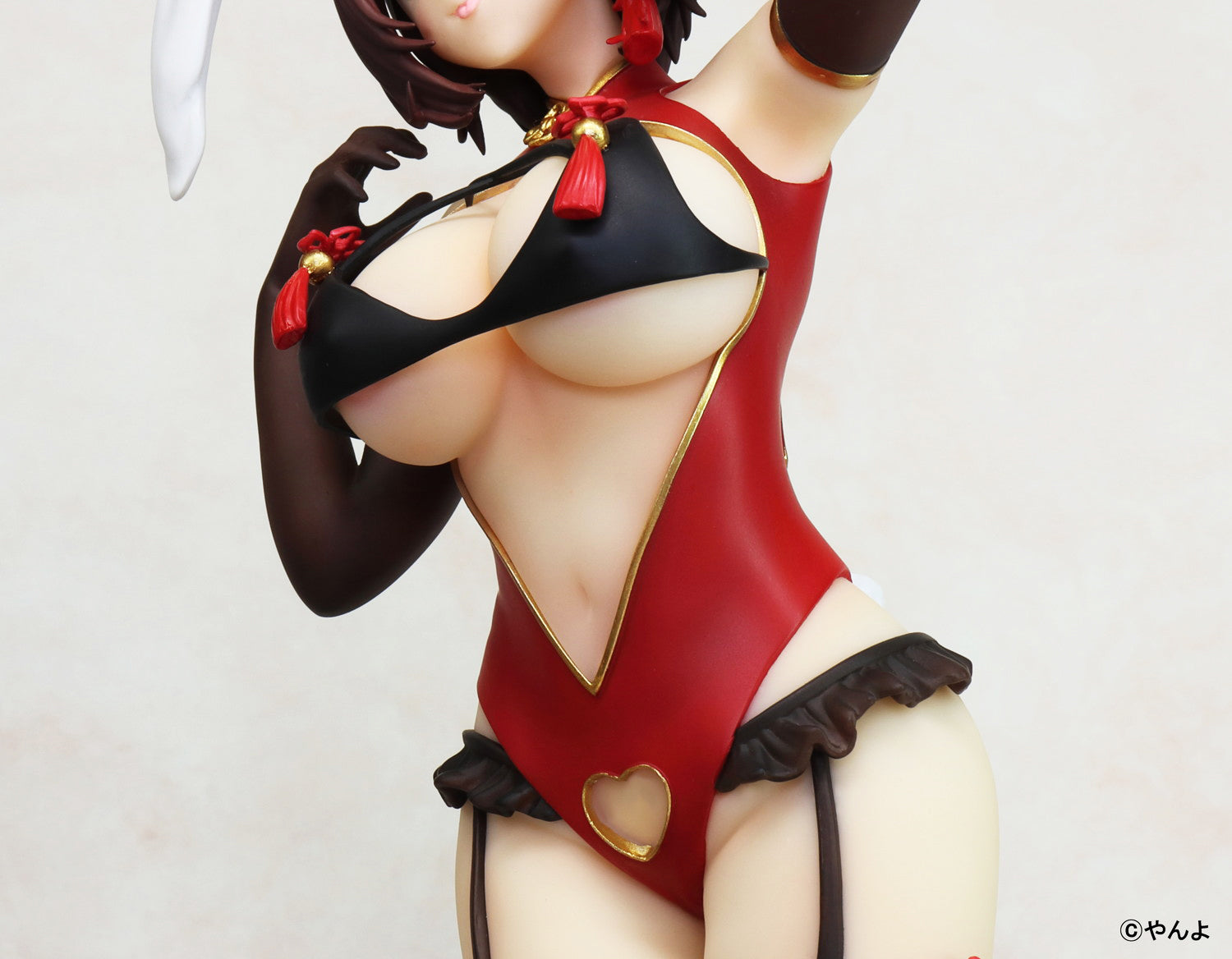 PRE-ORDER Yuki Red Bunny Ver. illustation by Yanyo 1/6